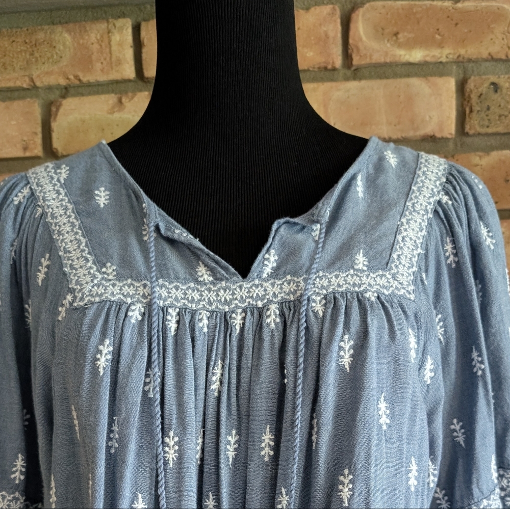 Old Navy Embroidered Peasant Top - Chambray Blue - Picture 3 of 8